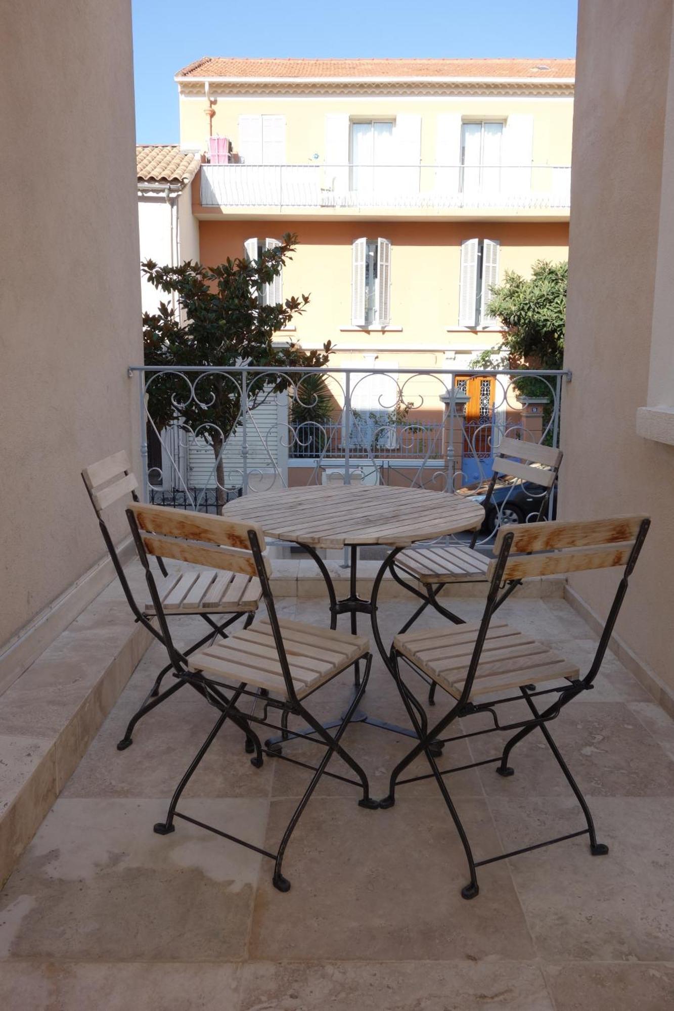 Appartement Port De Sanary Екстериор снимка