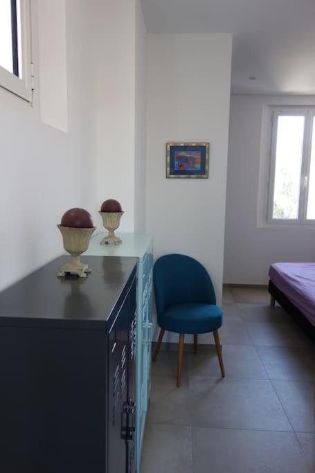 Appartement Port De Sanary Екстериор снимка