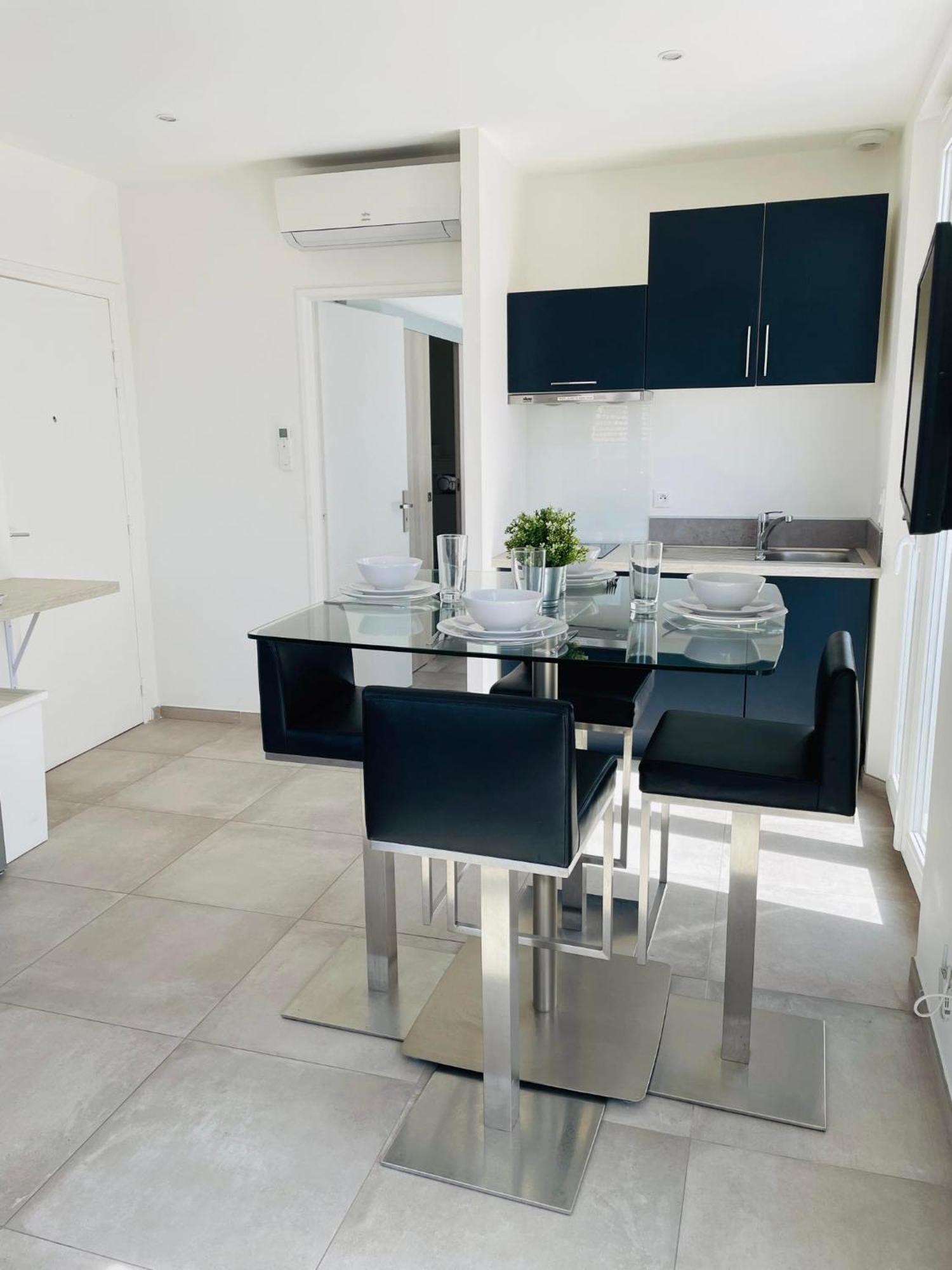 Appartement Port De Sanary Екстериор снимка