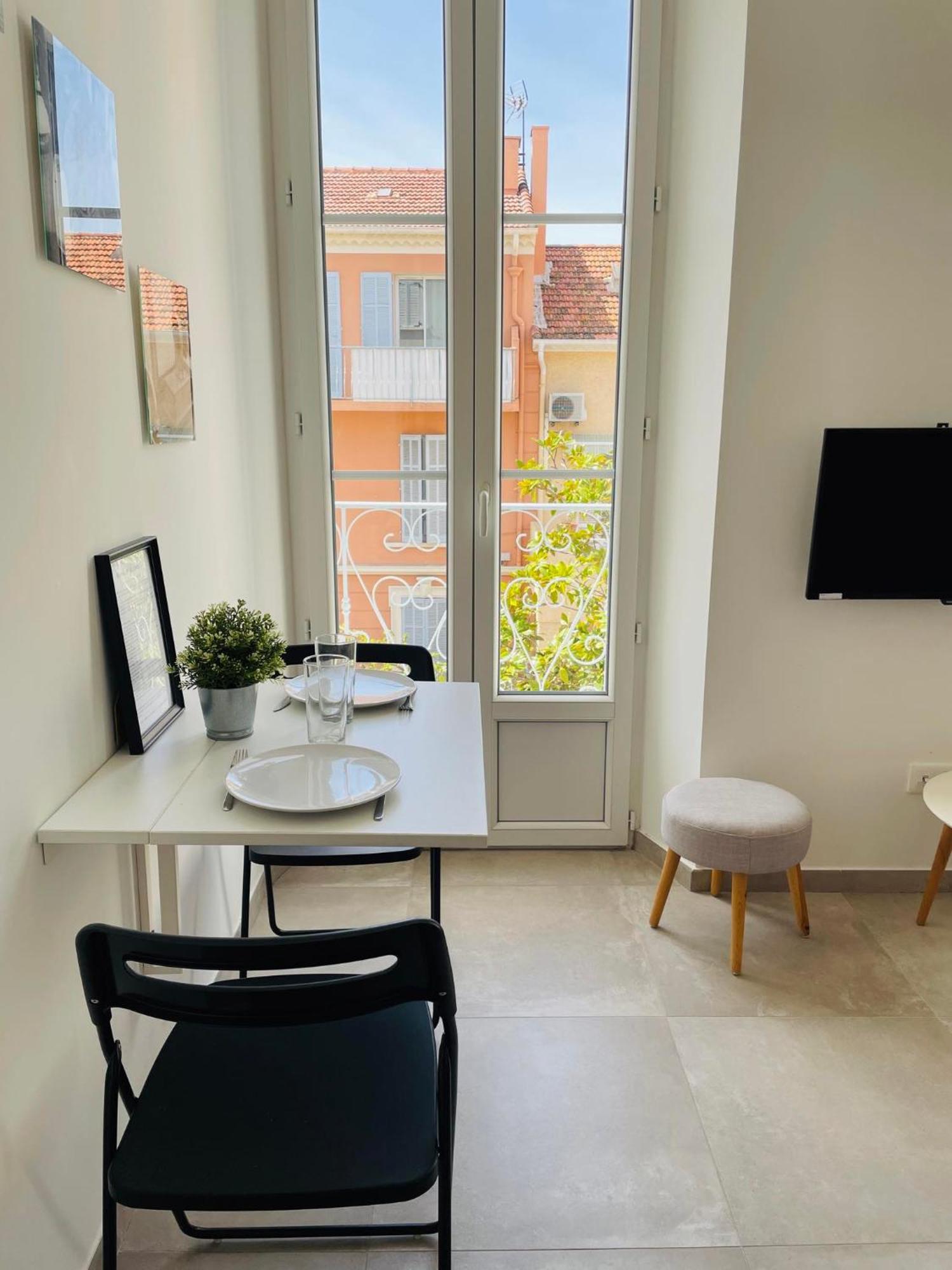 Appartement Port De Sanary Екстериор снимка