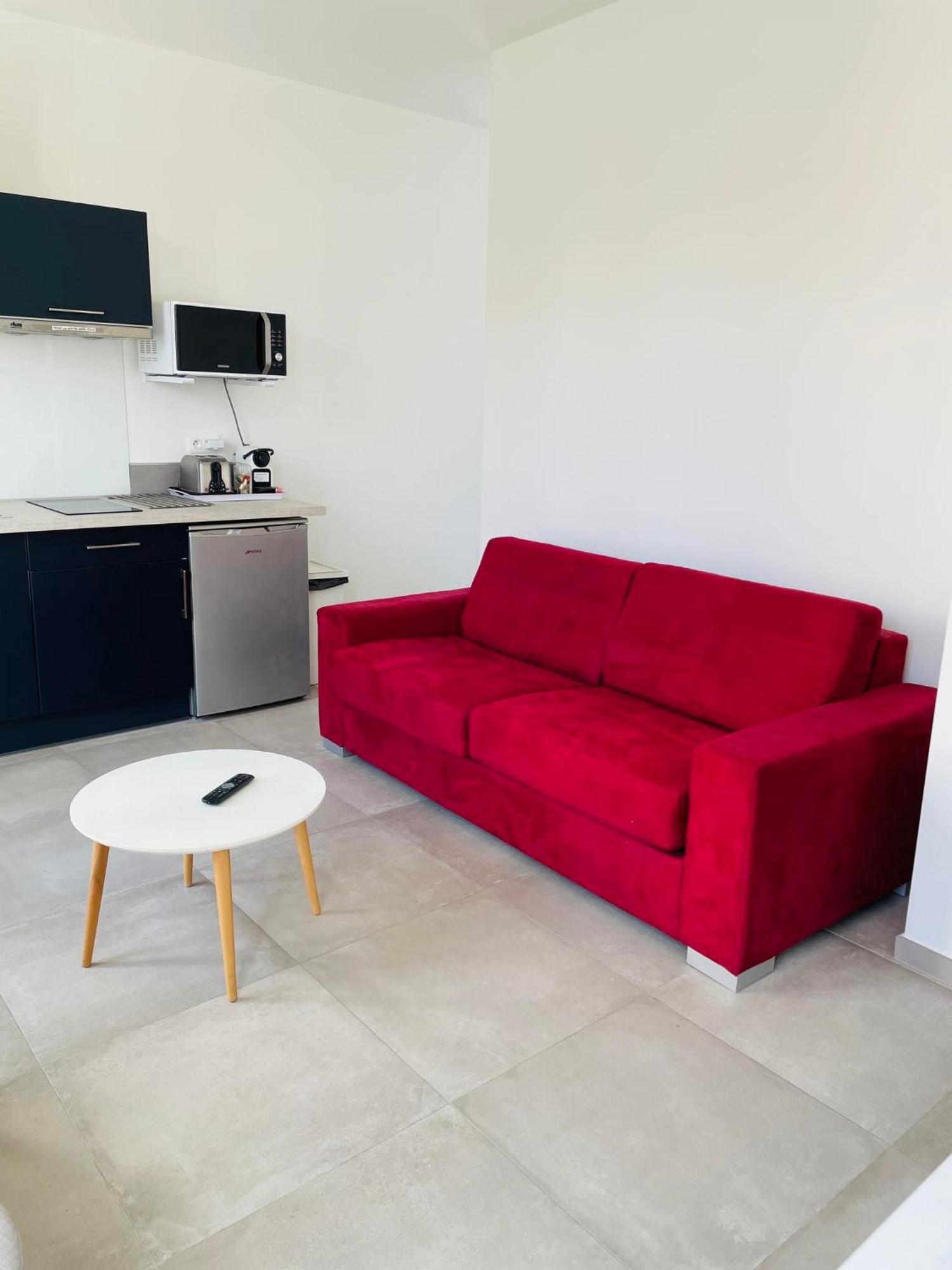 Appartement Port De Sanary Екстериор снимка