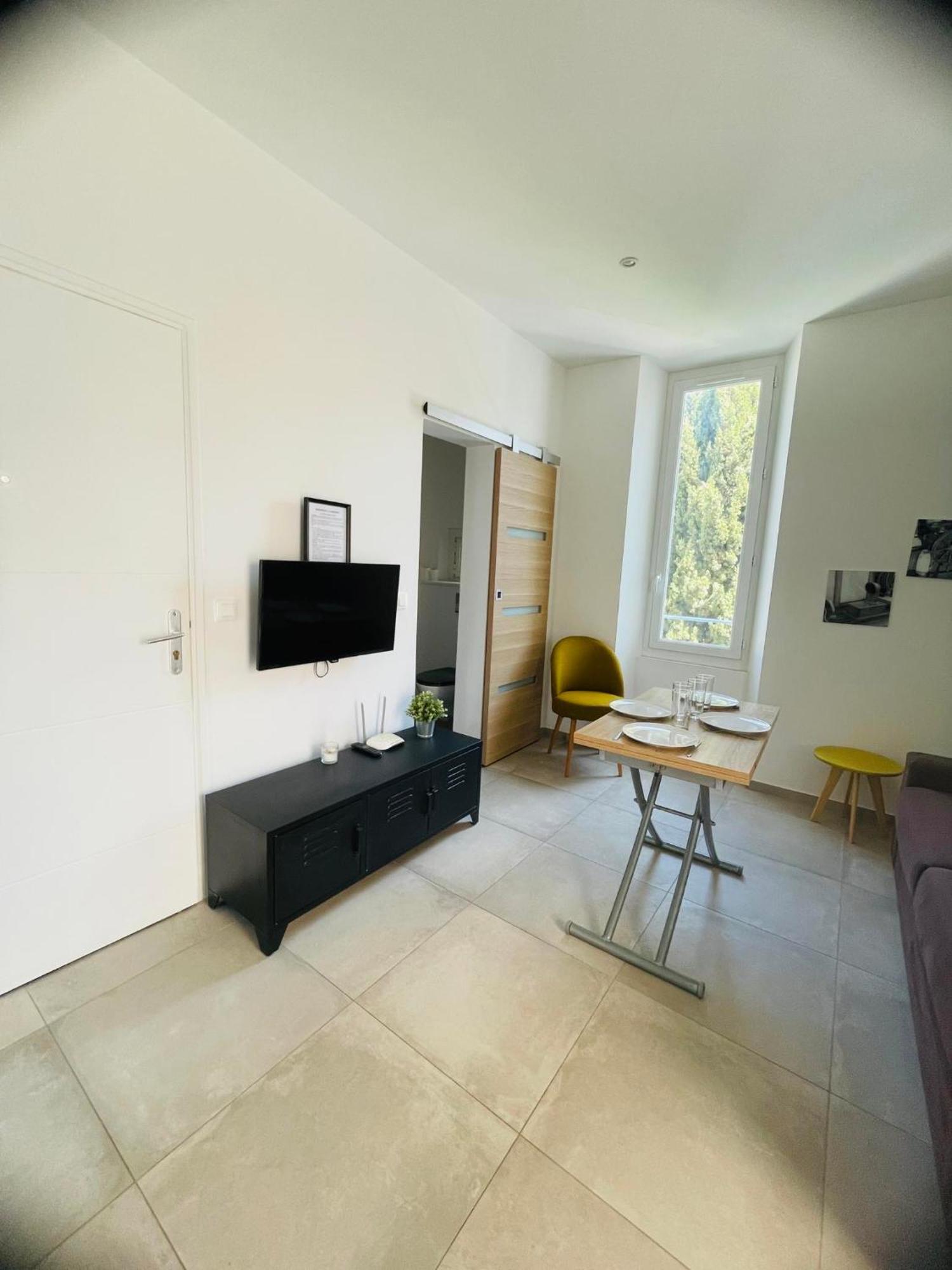 Appartement Port De Sanary Екстериор снимка