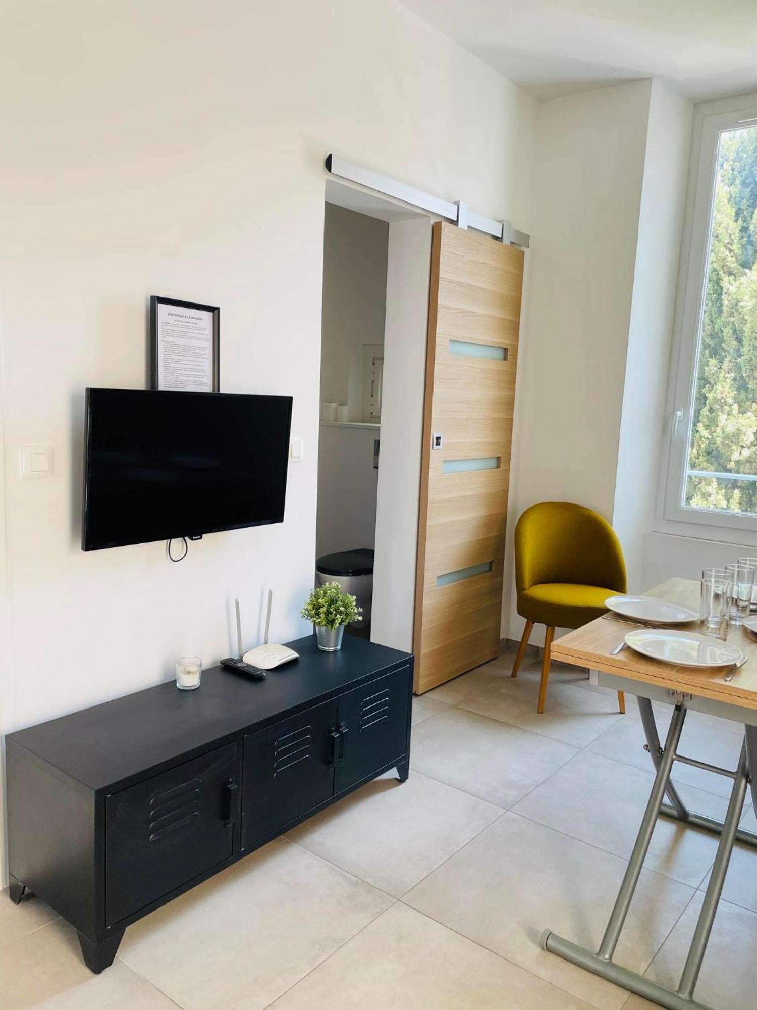 Appartement Port De Sanary Екстериор снимка