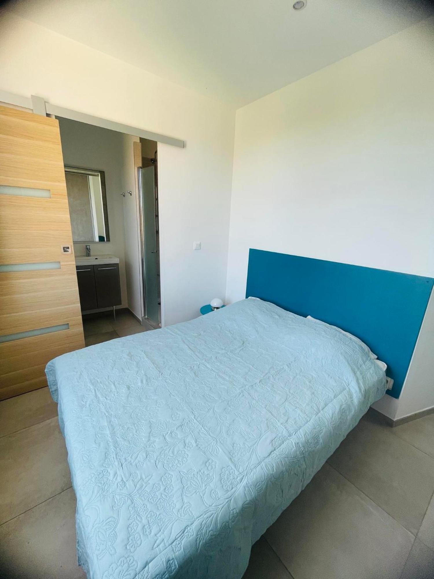 Appartement Port De Sanary Екстериор снимка